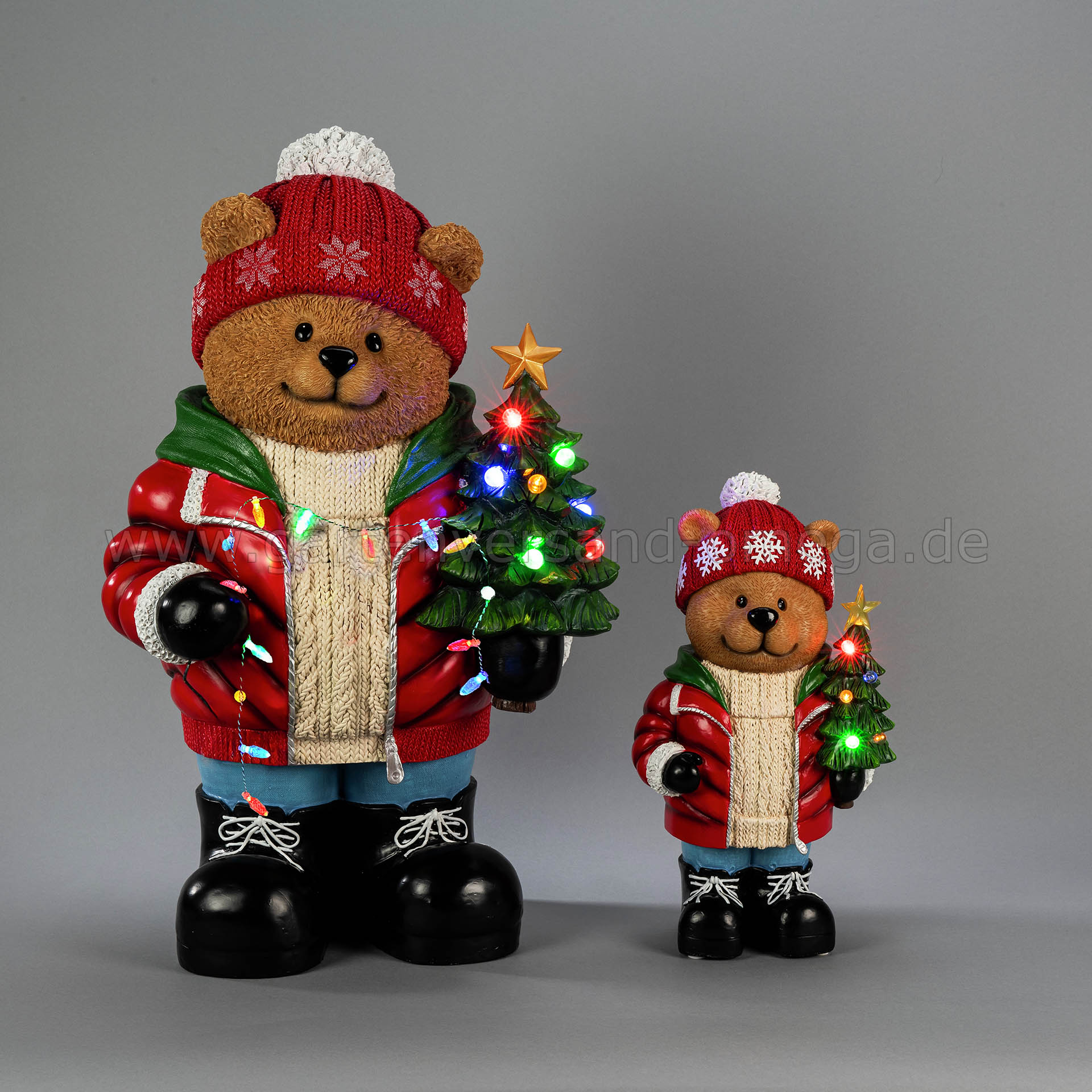Die LED Garten-Leuchtfigur Teddybär 66cm zusammen mit der LED Garten-Leuchtfigur Teddybär 38cm