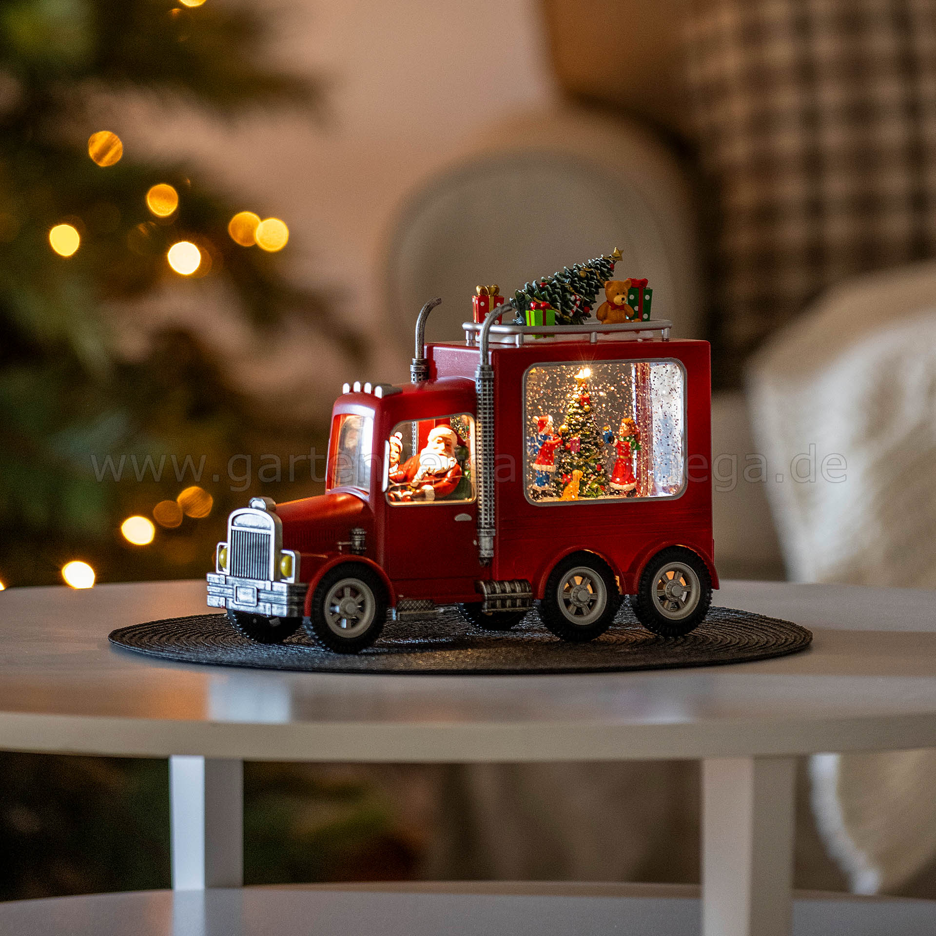 LED-Wasserlaterne Weihnachtsmann im Truck im Einsatz