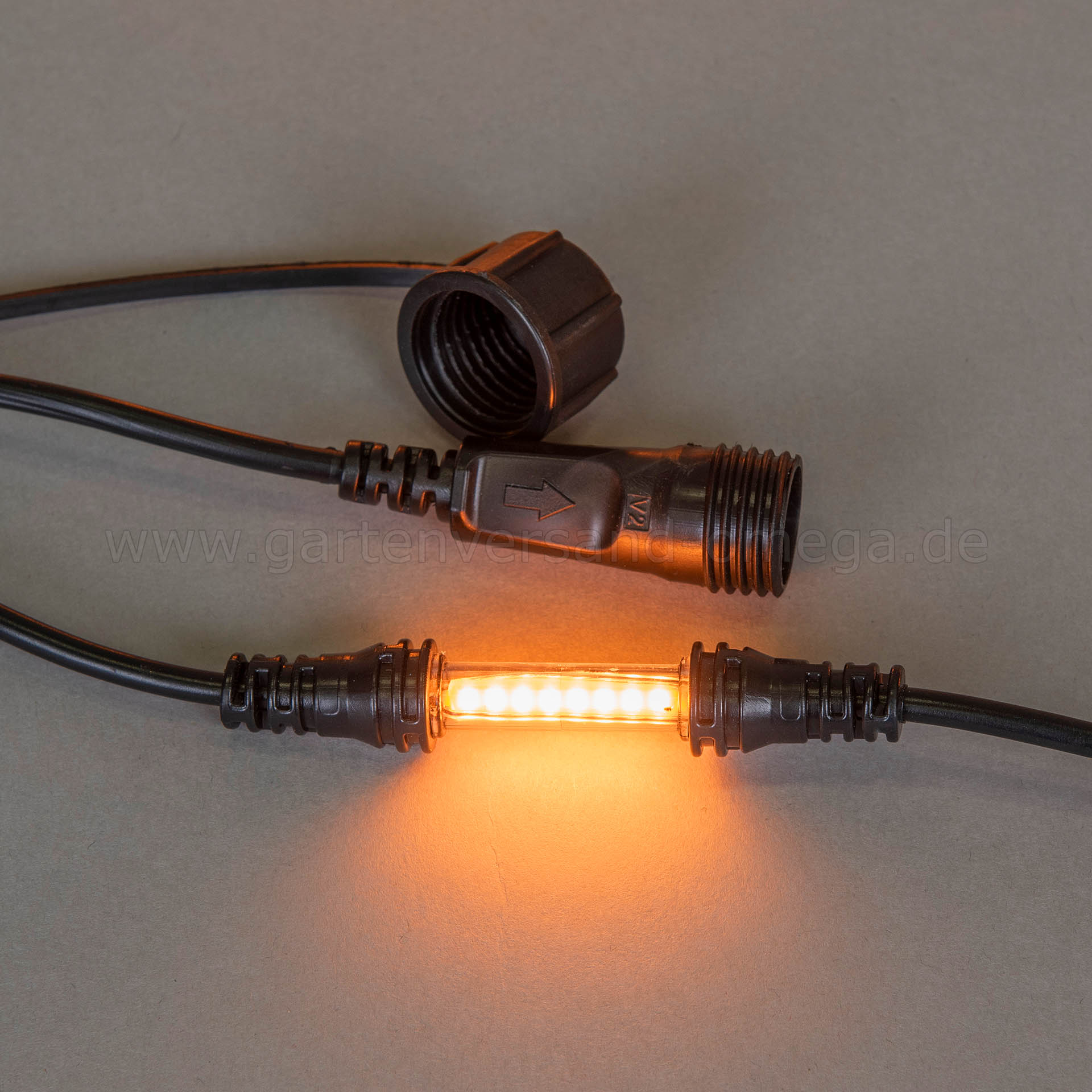 Detailansicht verlängerbare Lichterkette mit LED-Leuchtröhren