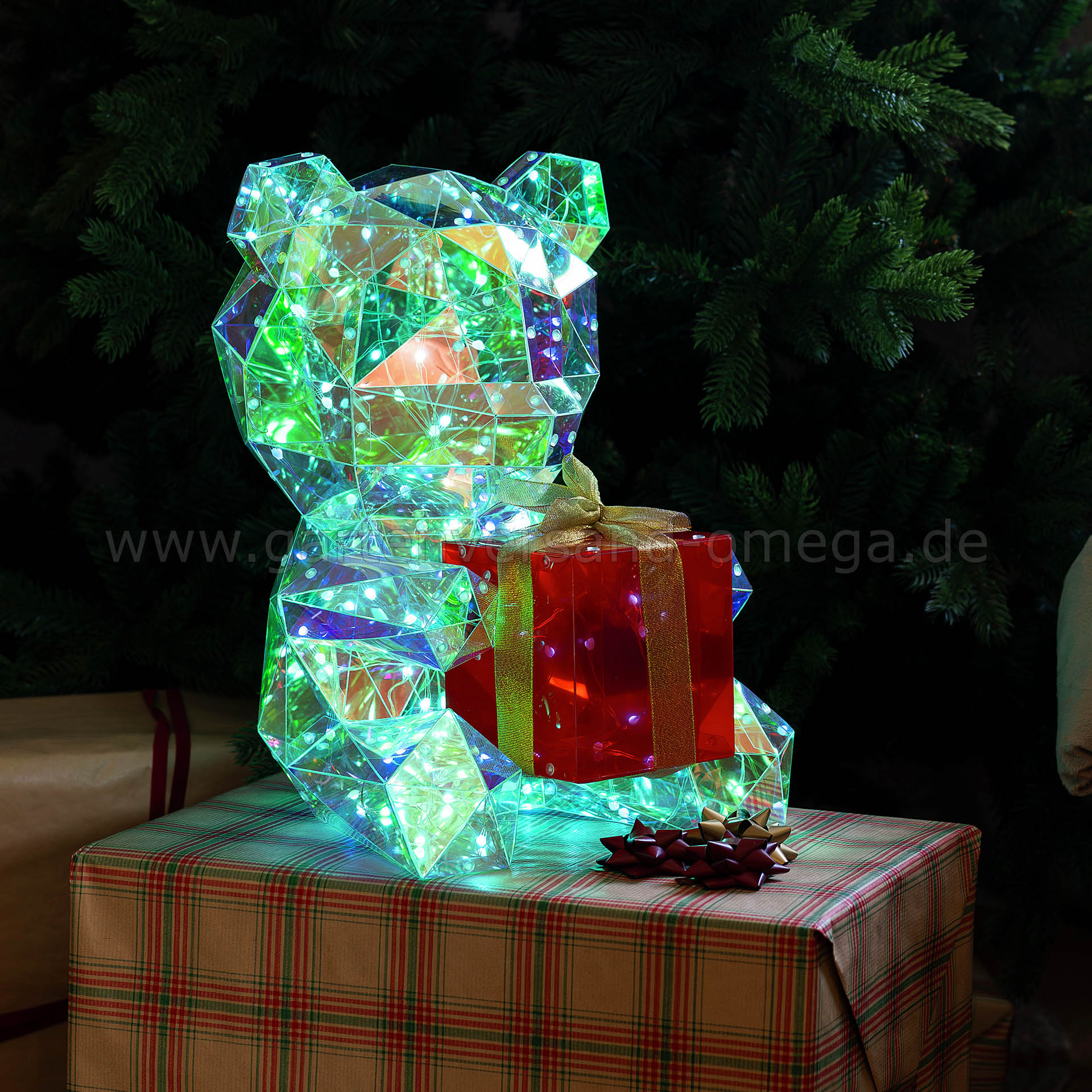 Kristalloptik 3D Bär mit RGB-LEDs im Einsatz