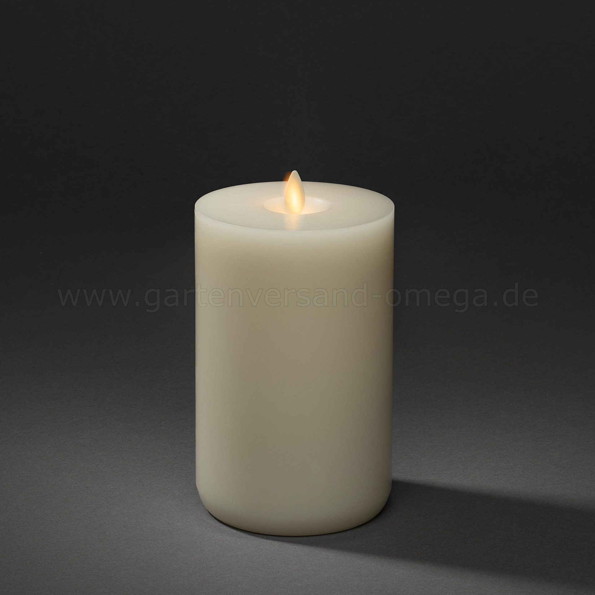 LED-Echtwachskerze cremeweiß mit Duft und Docht zur Flamme Funktion 18,2cm