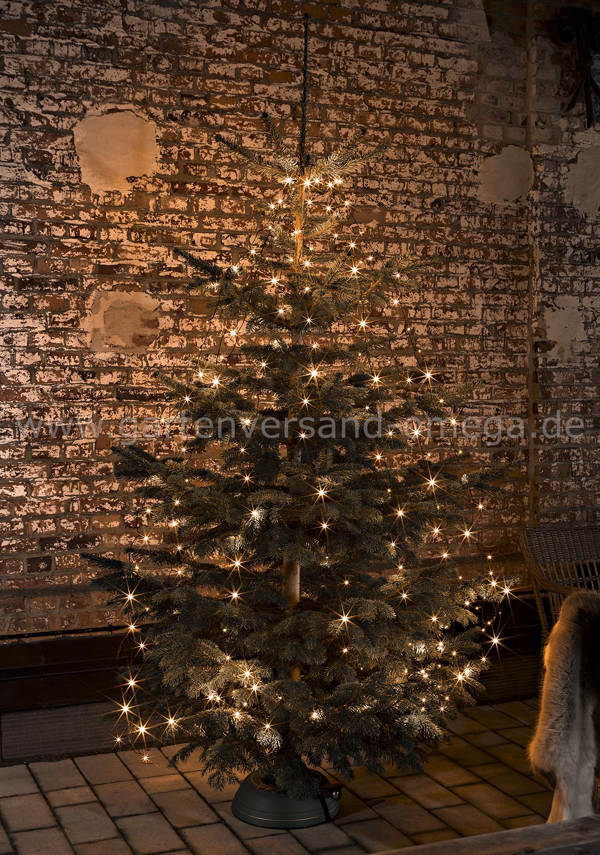 Anwendungsbeispiel LED Baummantel-Lichterkette für Außen