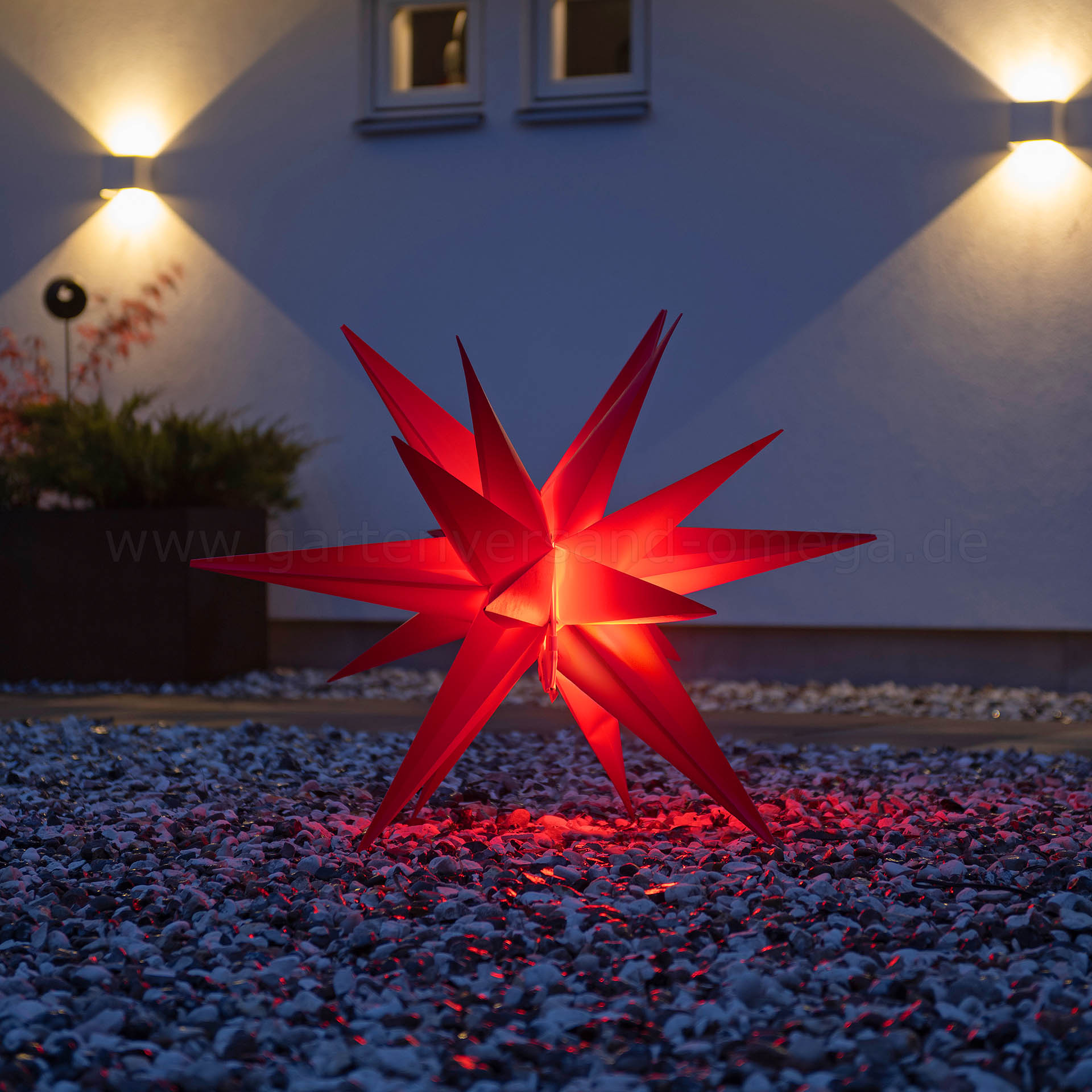 Der 3D LED-Kunststoffstern Rot 100cm im Einsatz