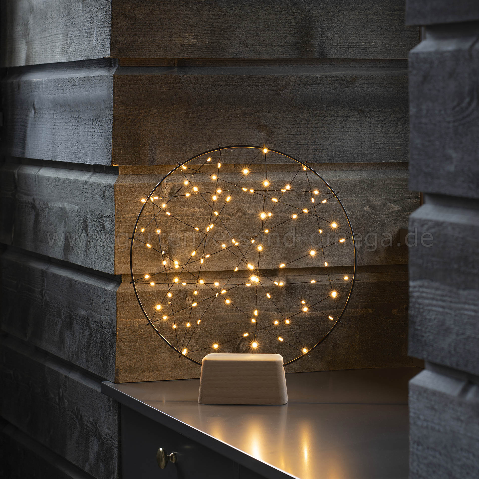 LED-Metallsilhouette kleiner Ring im Einsatz