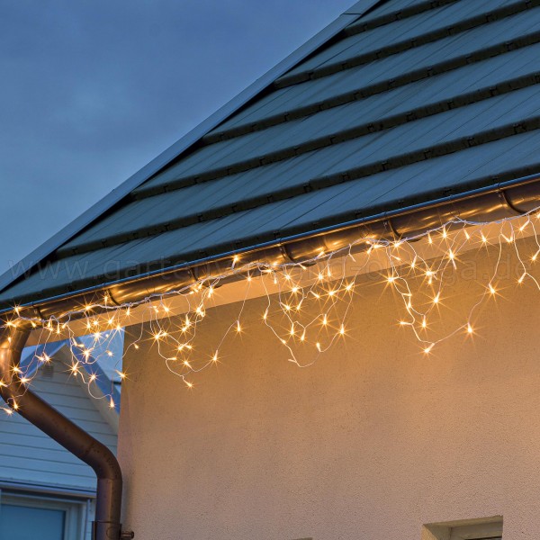 LED Lichtervorhang mit Lichtfunktionen als Dachrinnenlichterkette